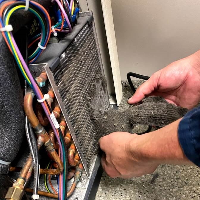 Lab shaker cleaning and lubrication service