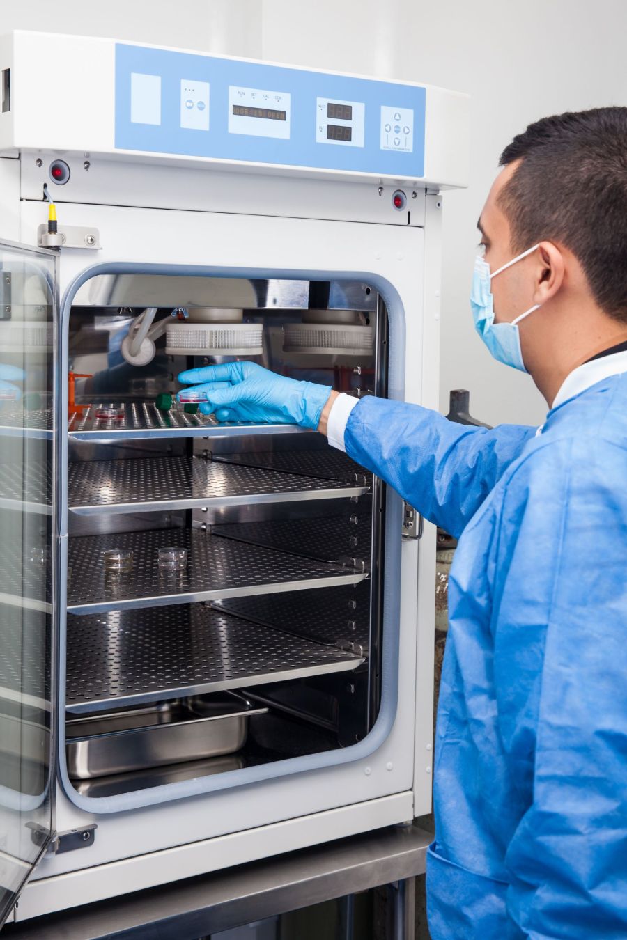 CO2 incubator preventive maintenance